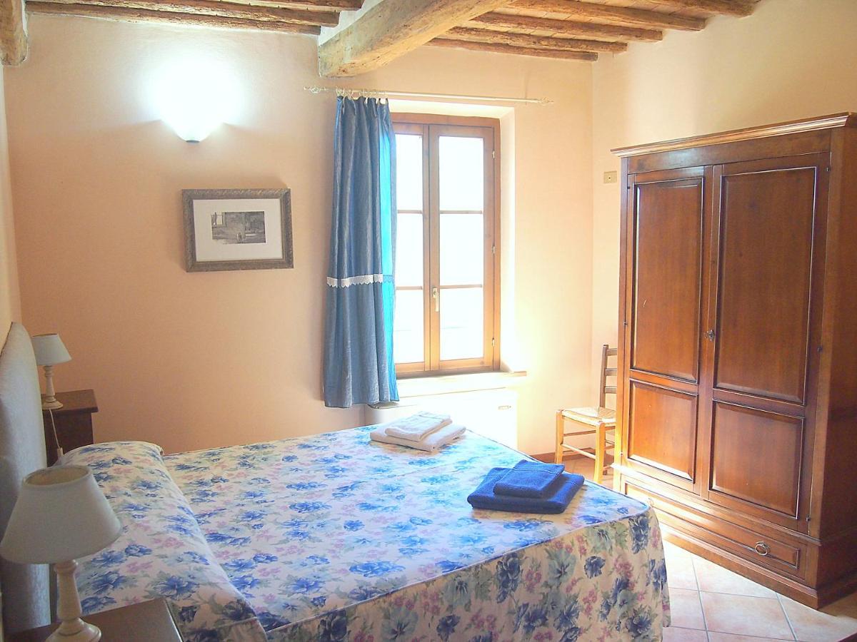 Nell'Antica Torre Di Fronte A Siena Apartment Exterior foto