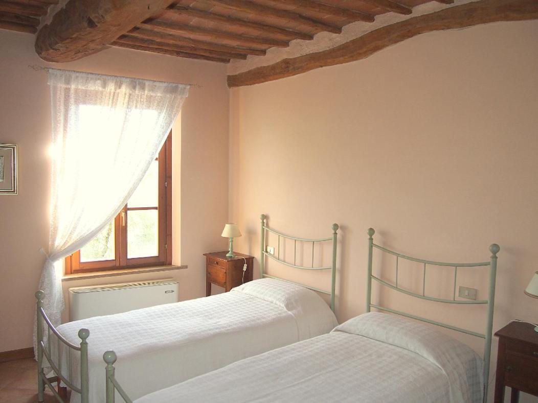 Nell'Antica Torre Di Fronte A Siena Apartment Exterior foto